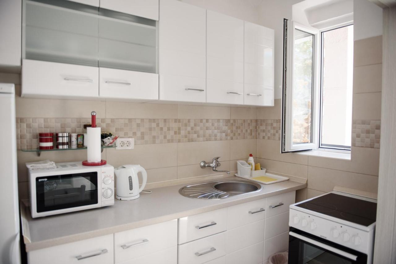 Cozy 2Br Apartment, 3 Min To The Old Town Kotor Exterior foto